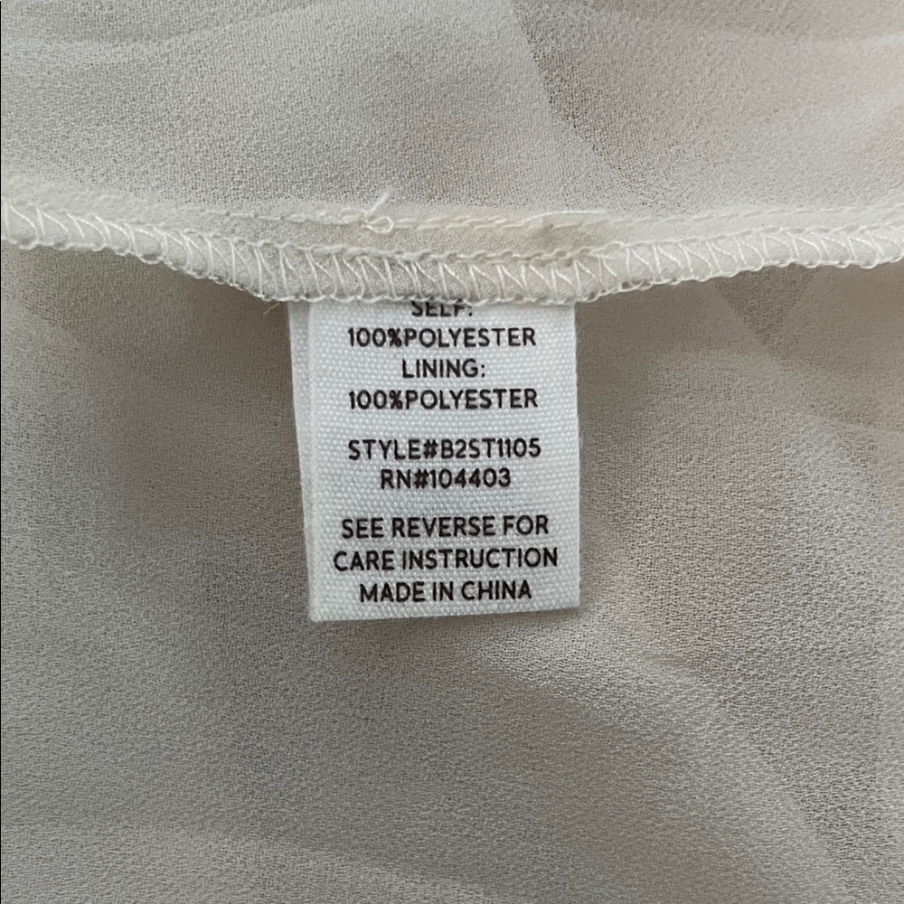 BLU Pepper Women’s Cream Blouse Size Large New With Tags - Picture 10 of 11